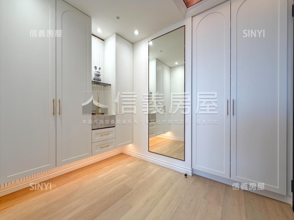 京城鉅誕｜泳池奢雅名邸房屋室內格局與周邊環境