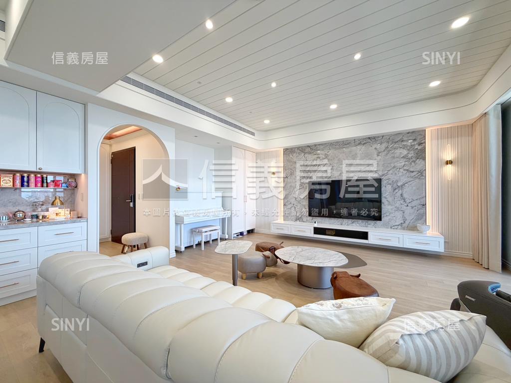 京城鉅誕｜泳池奢雅名邸房屋室內格局與周邊環境