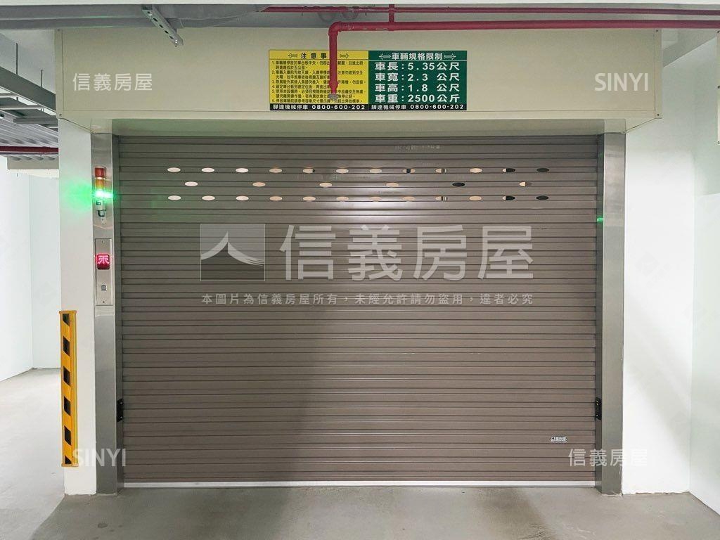 官邸特區－電梯兩房車位房屋室內格局與周邊環境