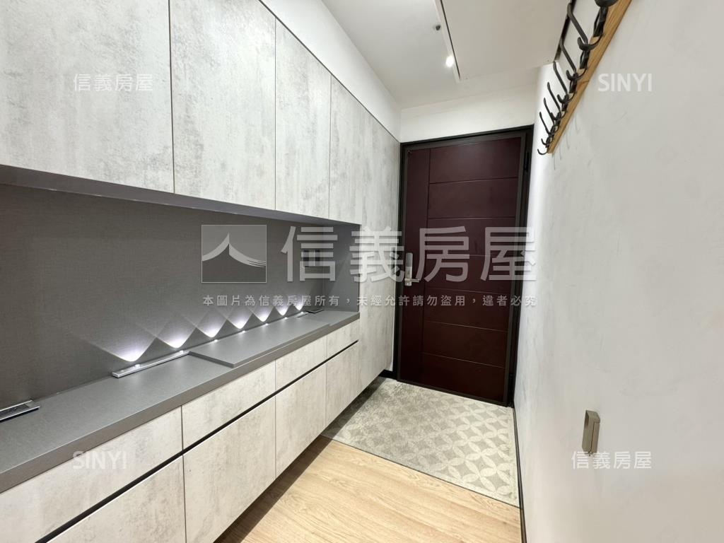 稀有達麗豪景坡平車位房屋室內格局與周邊環境