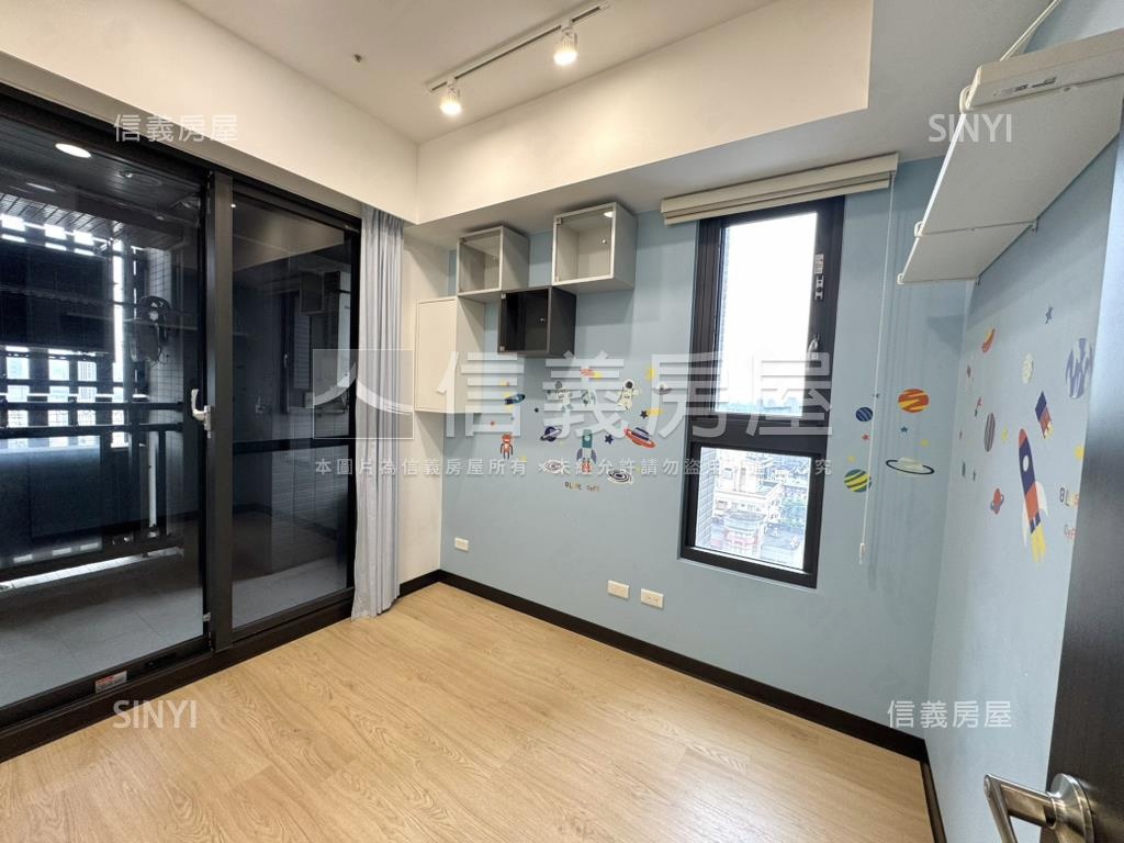 稀有達麗豪景坡平車位房屋室內格局與周邊環境