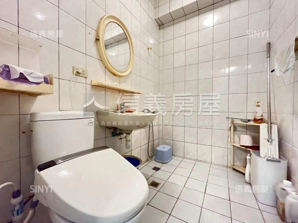 稀有河景黃金三樓房屋室內格局與周邊環境