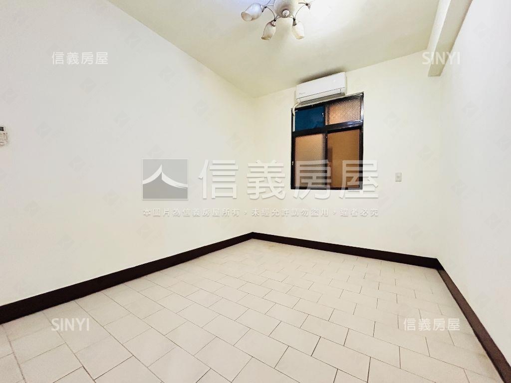 專任近捷運稀有方正二樓房屋室內格局與周邊環境
