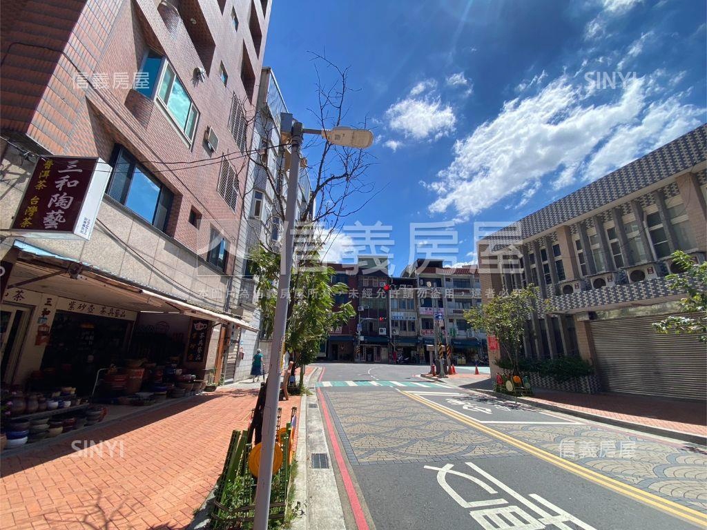 鶯歌老街˙樹梢四房車位房屋室內格局與周邊環境