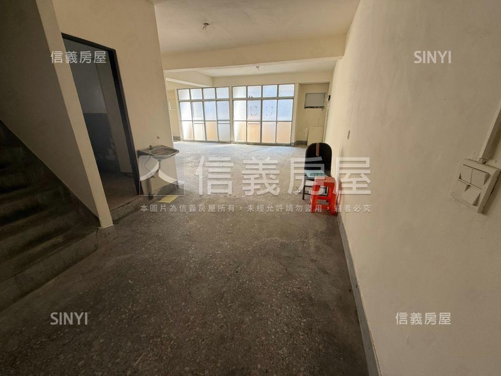 中央路大面寬店住房屋室內格局與周邊環境