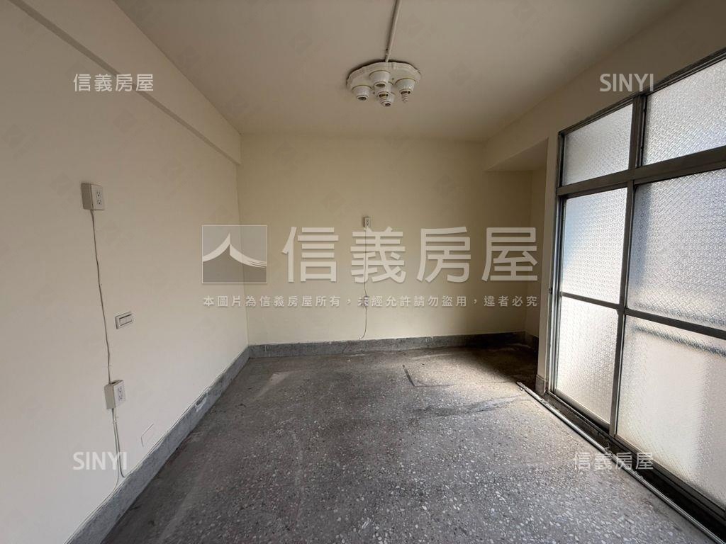 中央路大面寬店住房屋室內格局與周邊環境