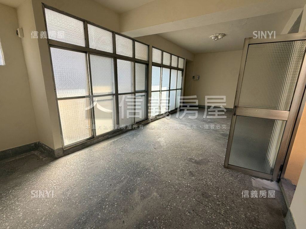 中央路大面寬店住房屋室內格局與周邊環境