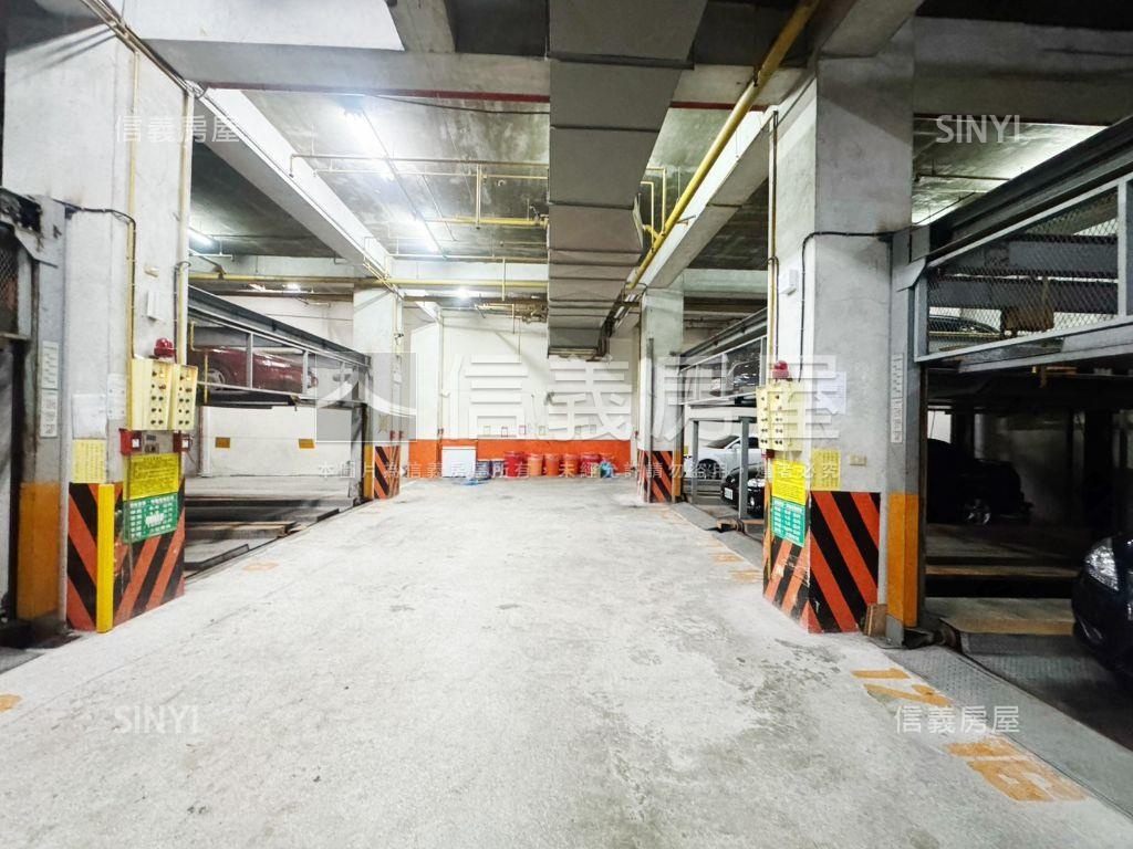 內湖捷運大樓車位房屋室內格局與周邊環境