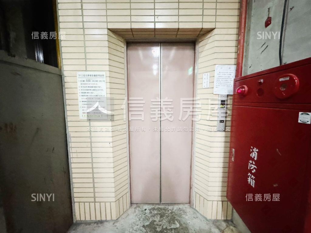 內湖捷運大樓車位房屋室內格局與周邊環境