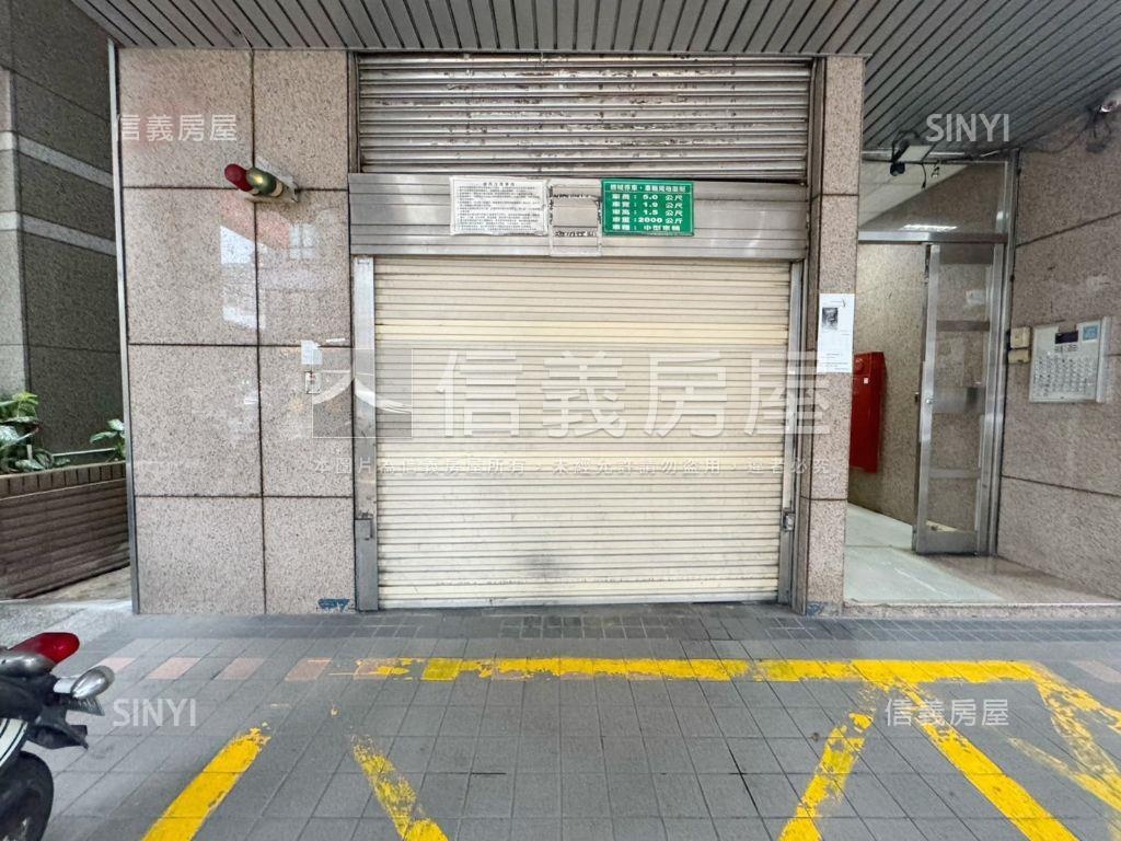 內湖捷運大樓車位房屋室內格局與周邊環境