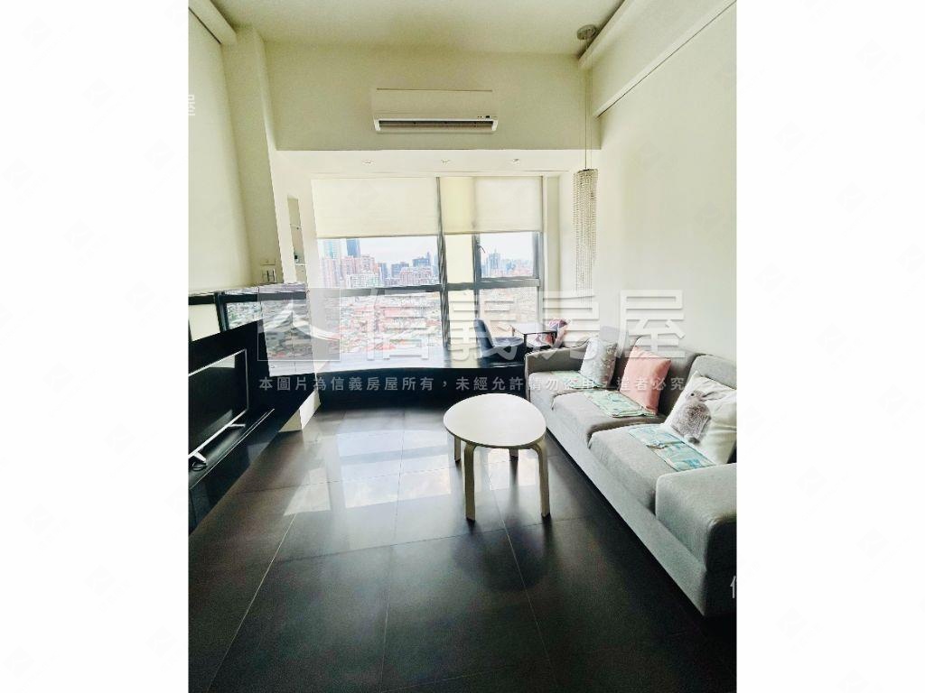 Ｗ１１０高樓景觀宅房屋室內格局與周邊環境