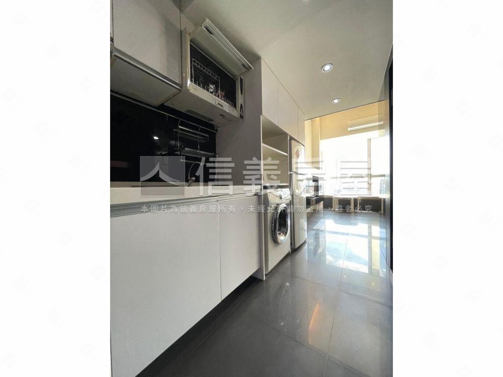 Ｗ１１０高樓景觀宅房屋室內格局與周邊環境