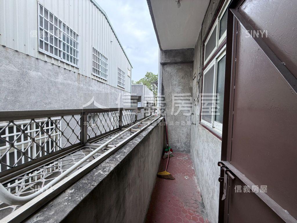 烏日低總價四樓公寓房屋室內格局與周邊環境