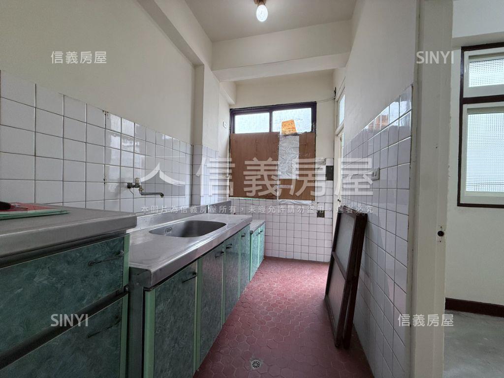 烏日低總價四樓公寓房屋室內格局與周邊環境