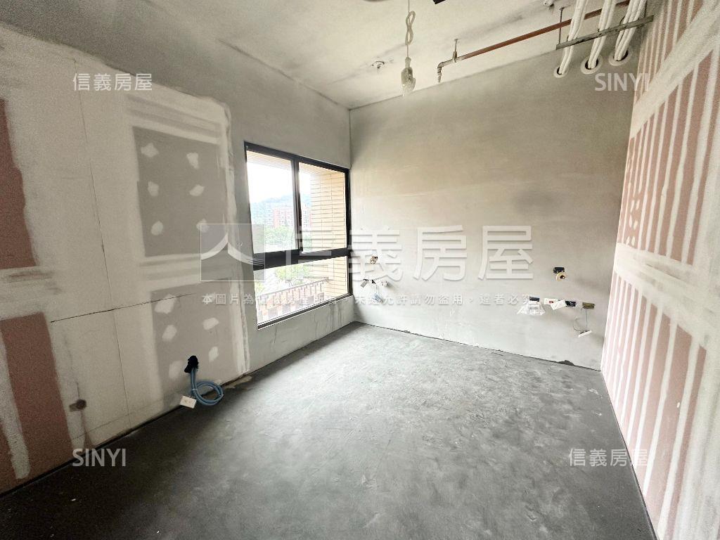冠德中研㊣空間好規劃房屋室內格局與周邊環境