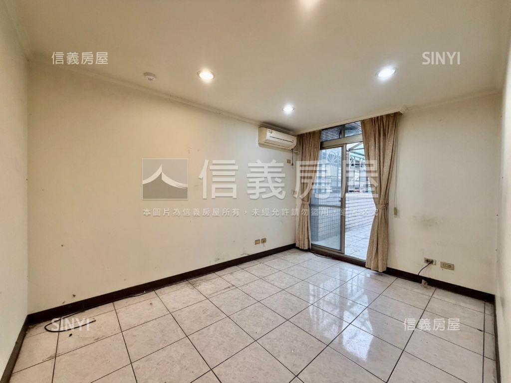 心中市，稀有電梯３房房屋室內格局與周邊環境