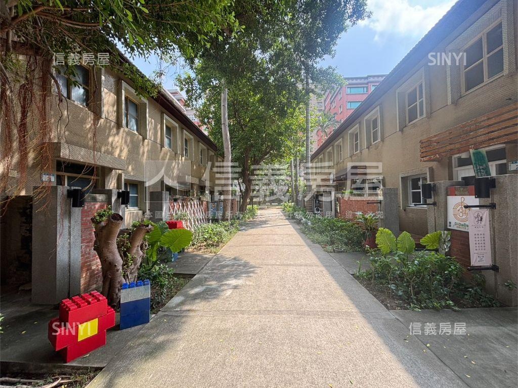【公園景觀】三房車位房屋室內格局與周邊環境