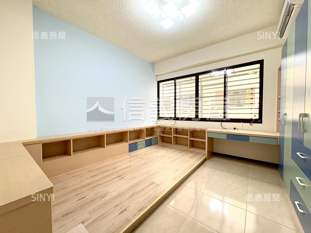 臨路朝南裕文學區美車墅房屋室內格局與周邊環境