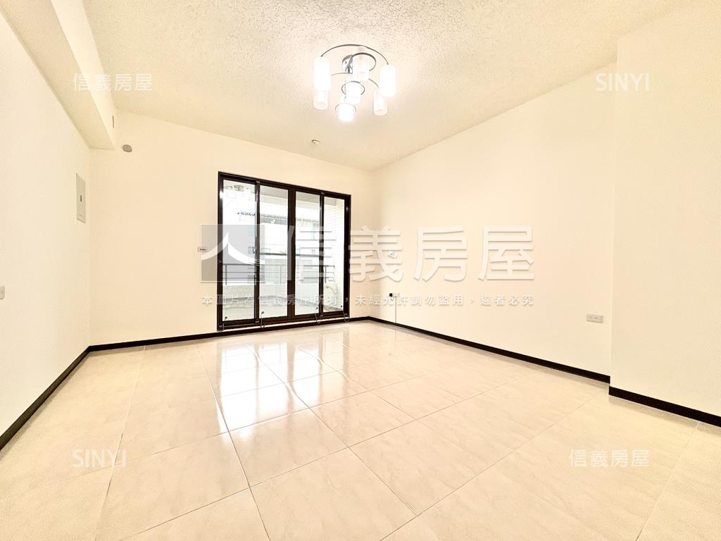 臨路朝南裕文學區美車墅房屋室內格局與周邊環境