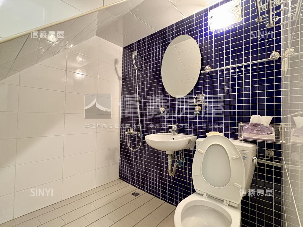 臨路朝南裕文學區美車墅房屋室內格局與周邊環境