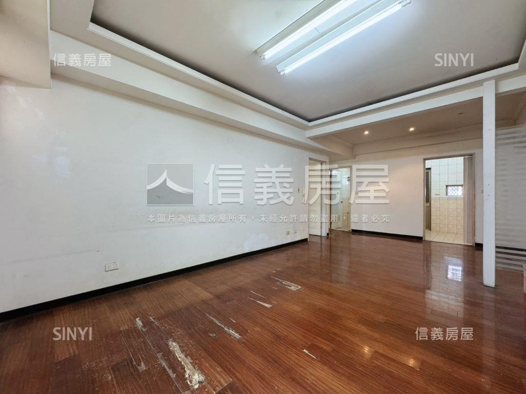 太子臻品低總價三房附車位房屋室內格局與周邊環境