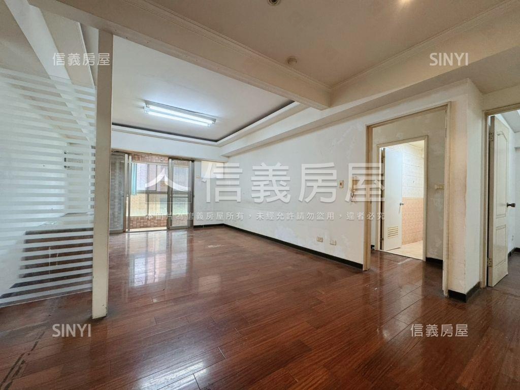 太子臻品低總價三房附車位房屋室內格局與周邊環境
