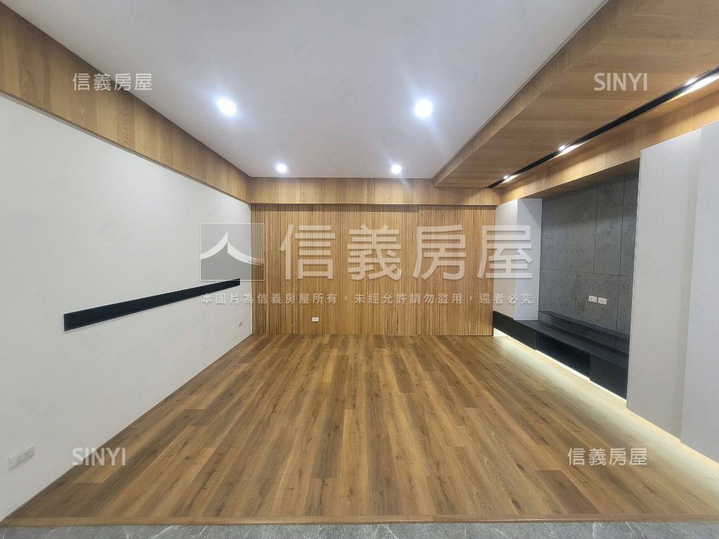裕豐街面寬雙車墅房屋室內格局與周邊環境