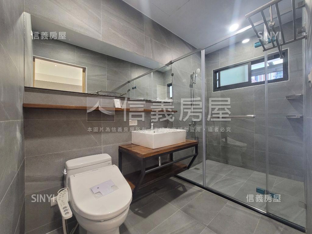 裕豐街面寬雙車墅房屋室內格局與周邊環境