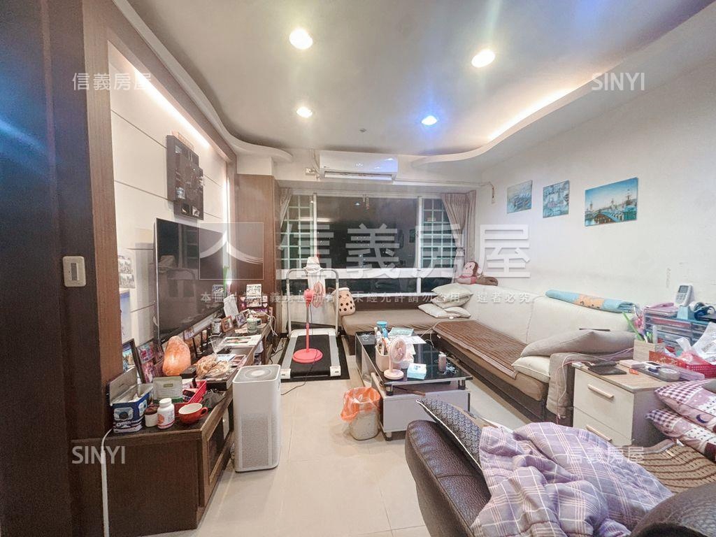 店長推薦！百老匯３房車位房屋室內格局與周邊環境
