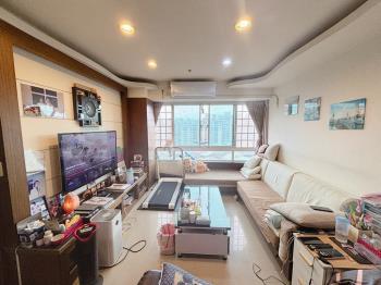 店長推薦！百老匯３房車位