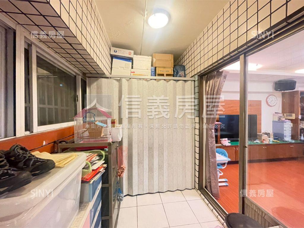 近捷運大業學區四房平車位房屋室內格局與周邊環境
