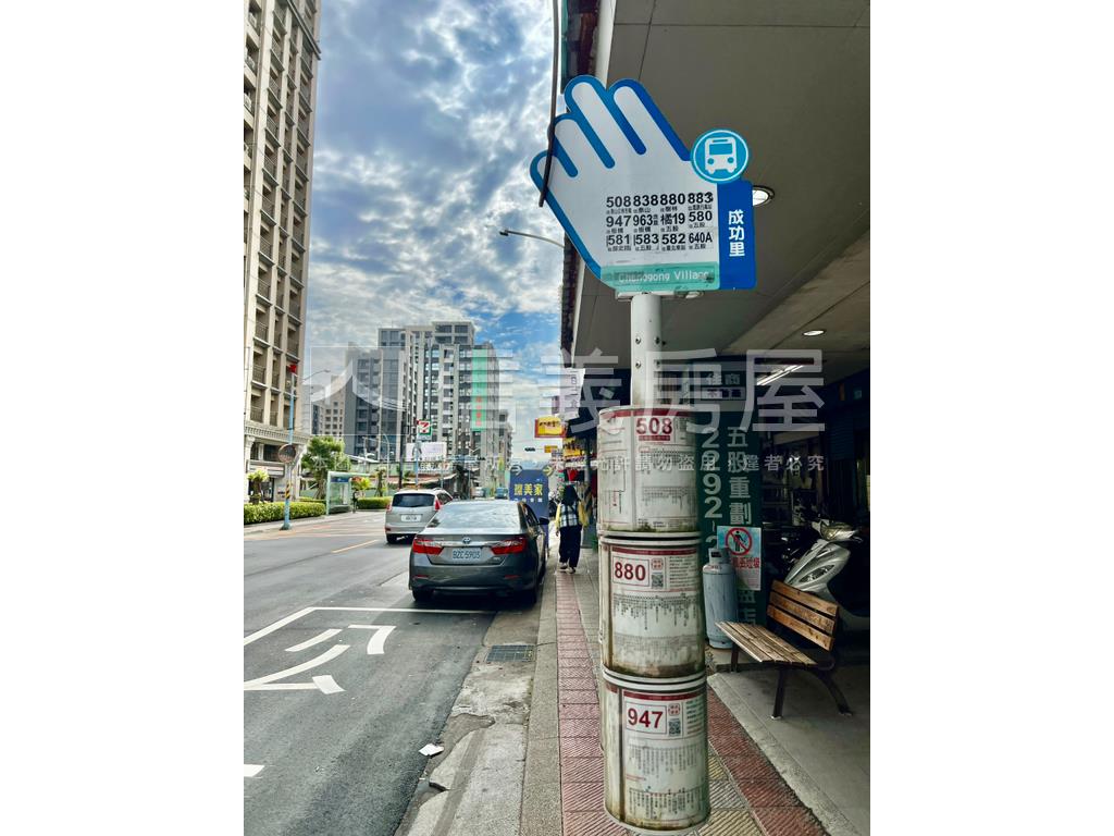 公園旁全新交屋百洲賞三房房屋室內格局與周邊環境