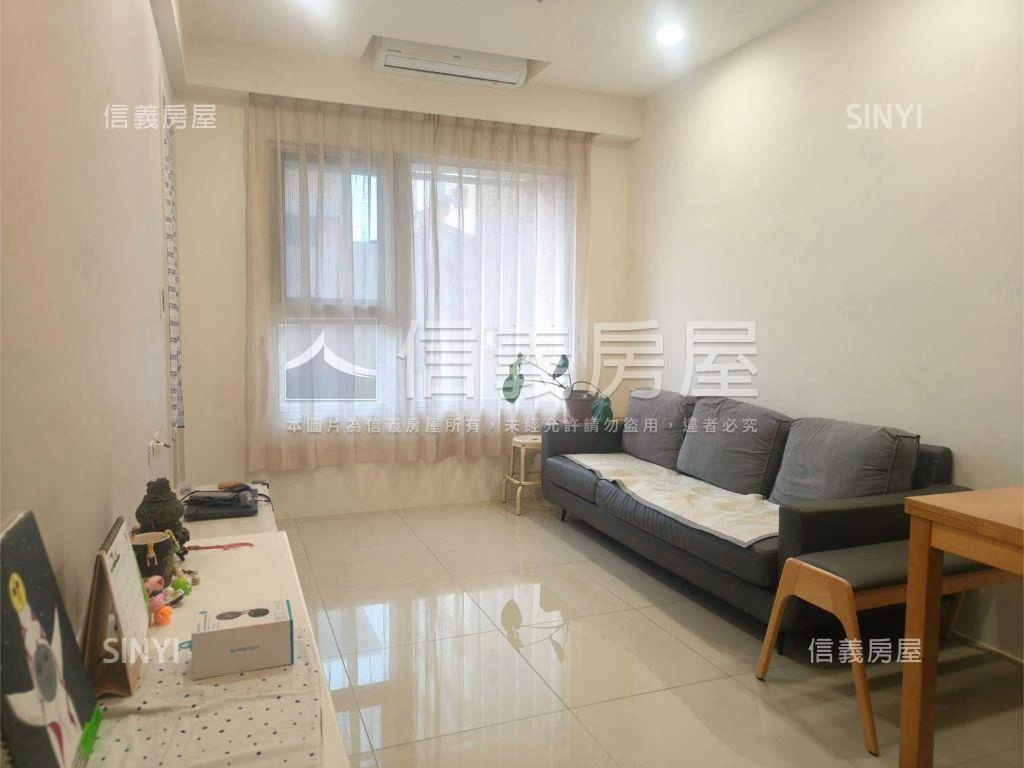微笑小資優美兩房房屋室內格局與周邊環境