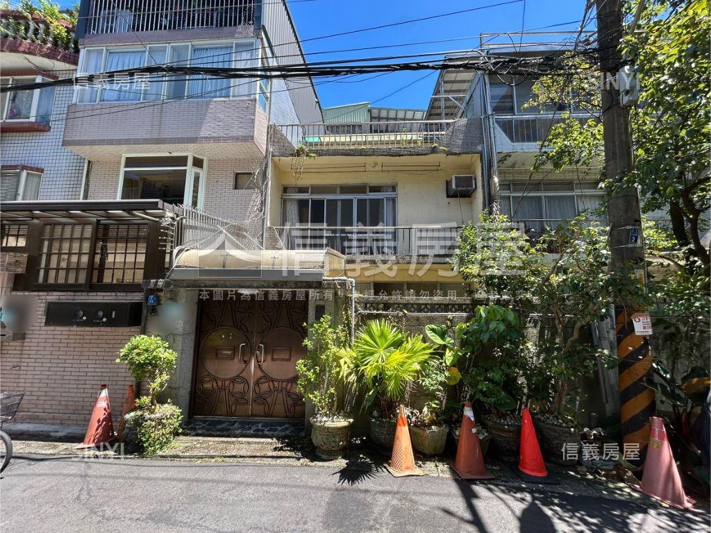 三民路稀有透天房屋室內格局與周邊環境