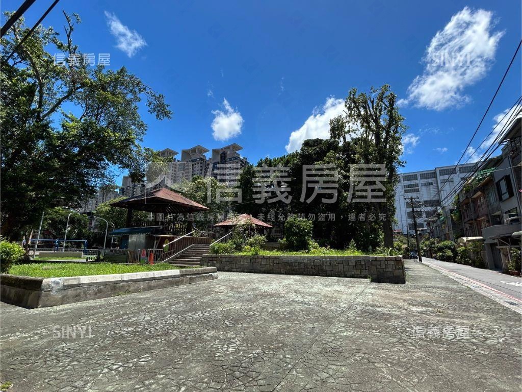 三民路稀有透天房屋室內格局與周邊環境