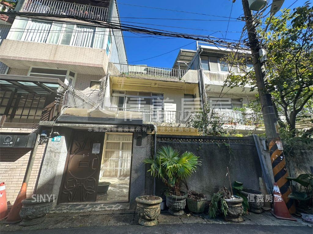 三民路稀有透天房屋室內格局與周邊環境
