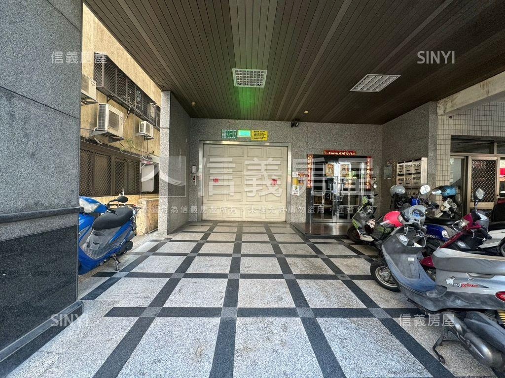 北區採光漂亮大三房附車位房屋室內格局與周邊環境