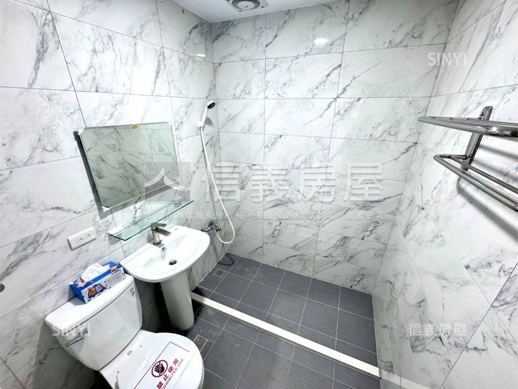 望族二期精美三房房屋室內格局與周邊環境