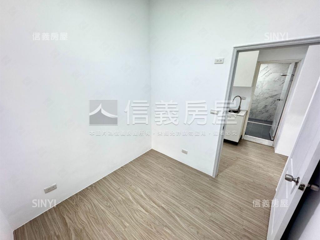 望族二期精美三房房屋室內格局與周邊環境