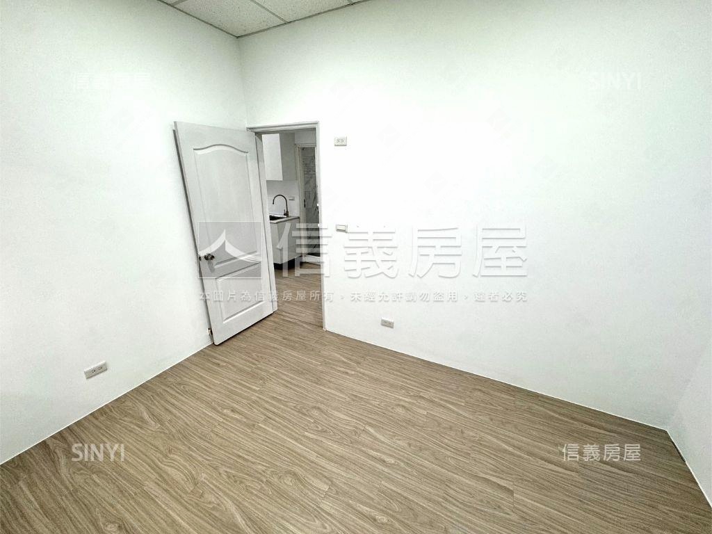 望族二期精美三房房屋室內格局與周邊環境