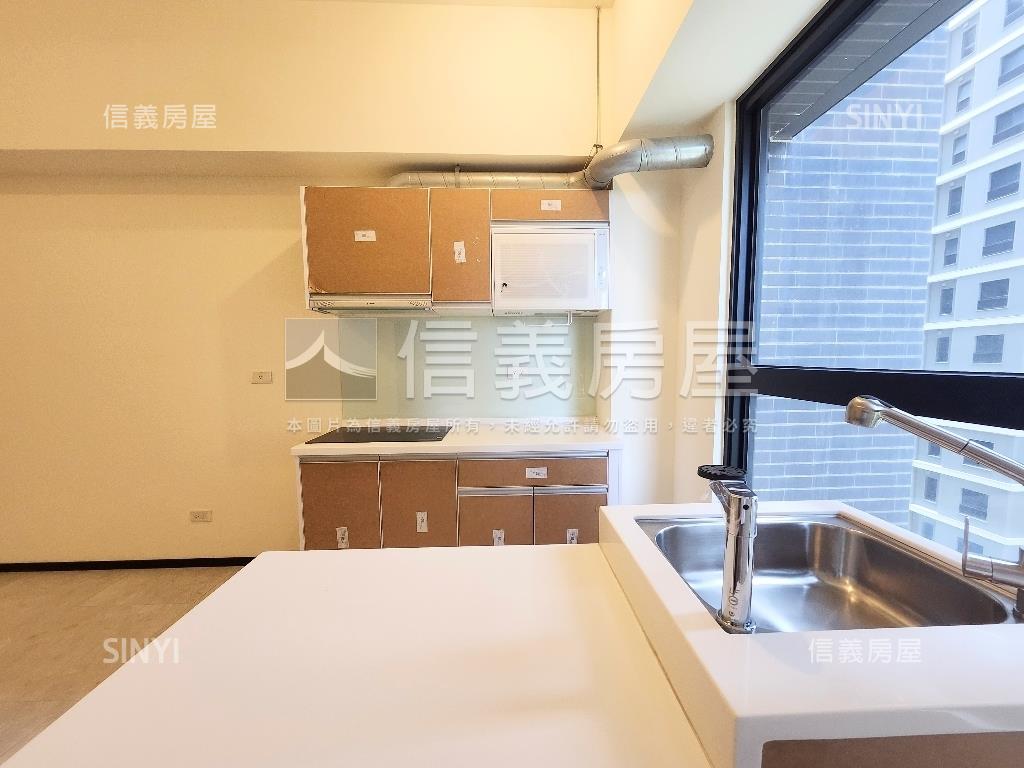 愛琴海高樓景觀兩房平車房屋室內格局與周邊環境