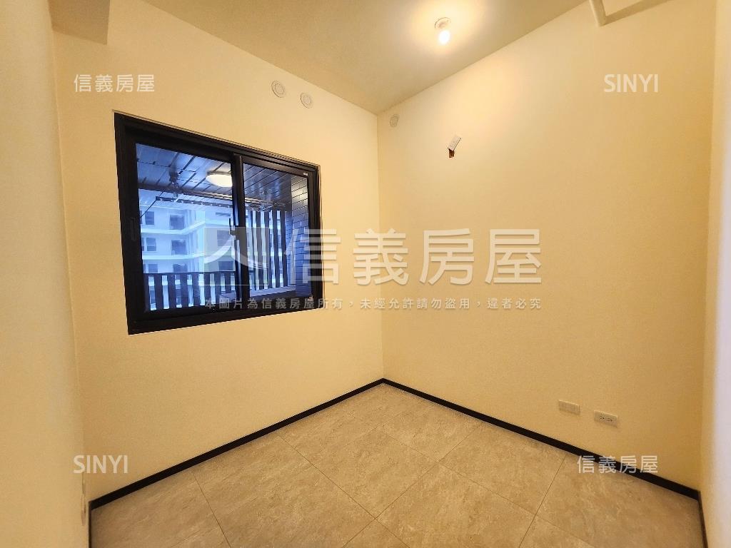 愛琴海高樓景觀兩房平車房屋室內格局與周邊環境
