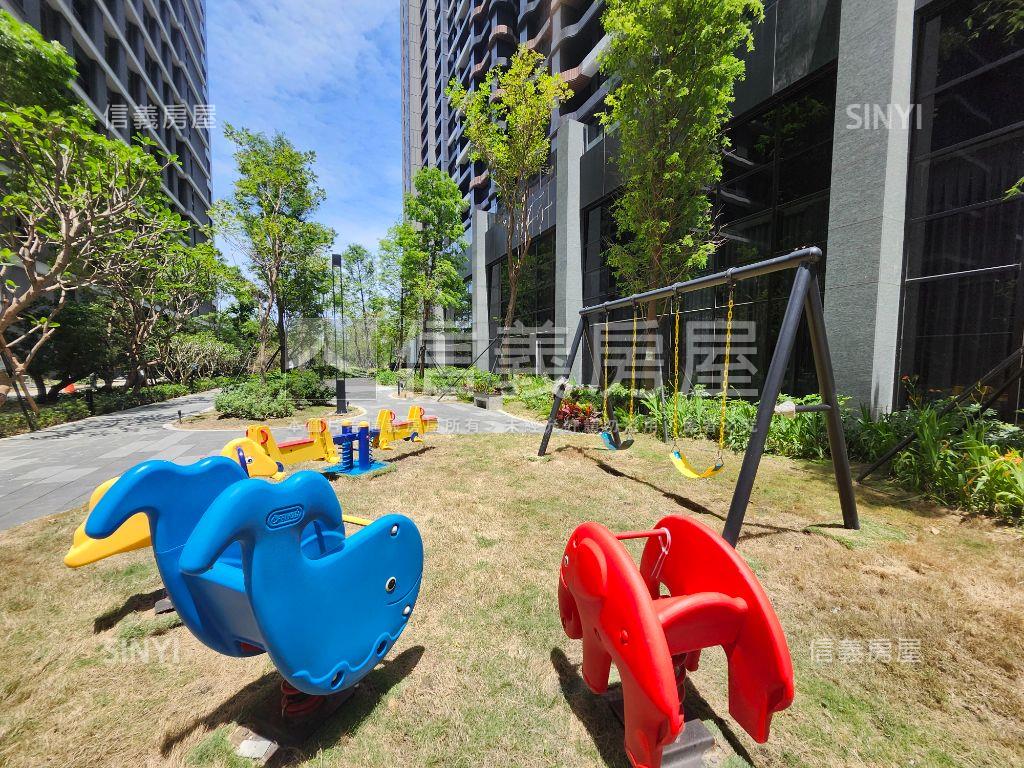 愛琴海高樓景觀兩房平車房屋室內格局與周邊環境
