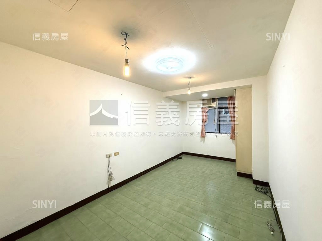 自由好學溫暖宅房屋室內格局與周邊環境