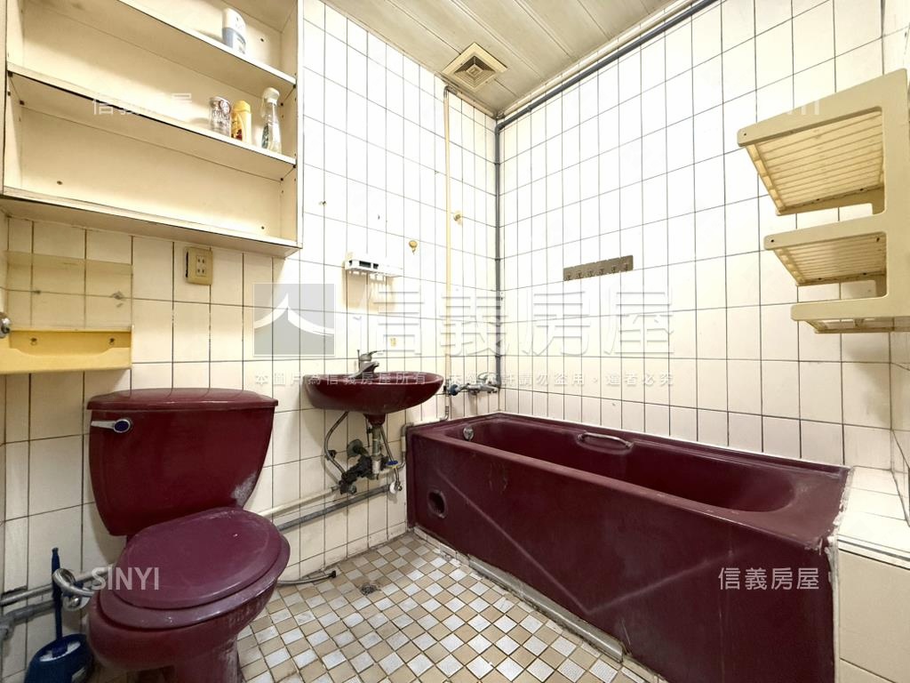 自由好學溫暖宅房屋室內格局與周邊環境