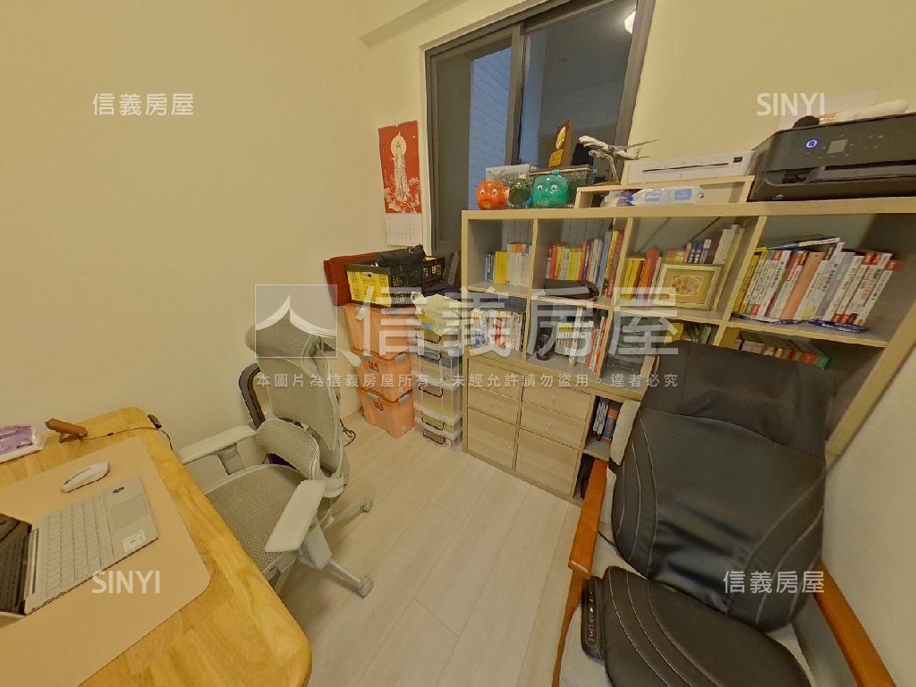 藍圖講義４房溫馨風格雙車房屋室內格局與周邊環境