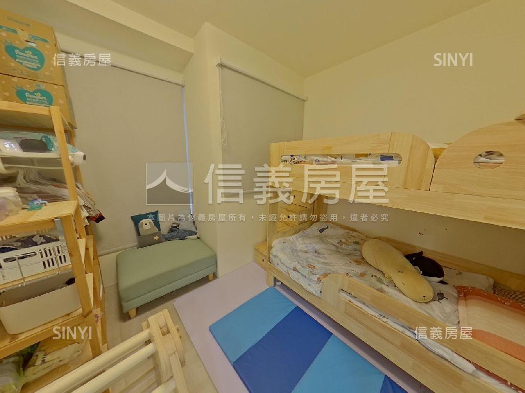 藍圖講義４房溫馨風格雙車房屋室內格局與周邊環境
