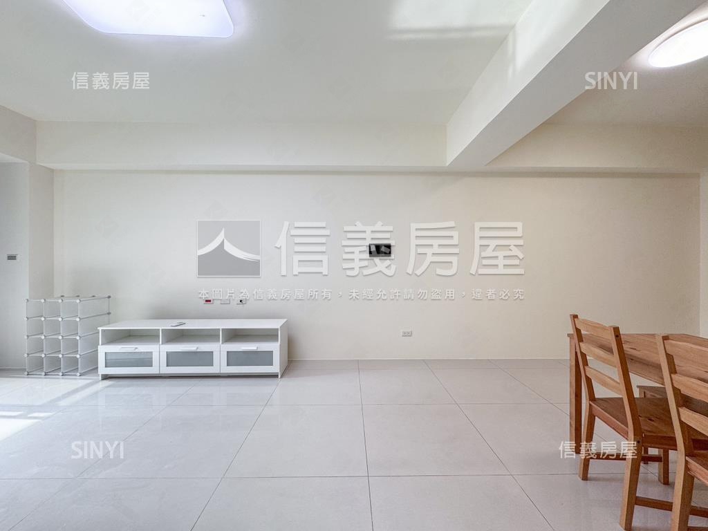 市區問鼎苑低總價三房房屋室內格局與周邊環境