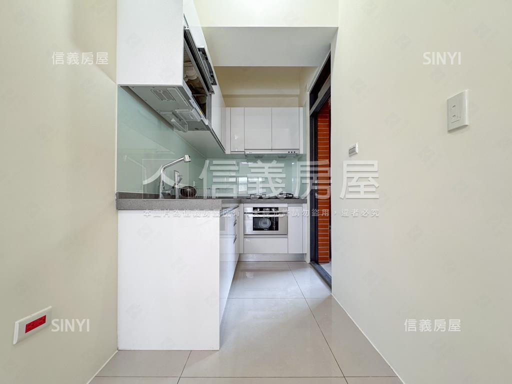 市區問鼎苑低總價三房房屋室內格局與周邊環境