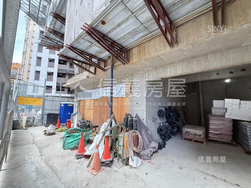 景美預售（丰景）Ａ戶頂樓房屋室內格局與周邊環境